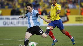 Ex presidente de Barsa dice que Messi está al día