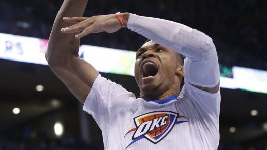 Otro triple doble de Westbrook; nuevo triunfo del Thunder