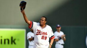 Carew vuelve a Minnesota por primera vez desde trasplante