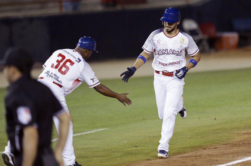 Panamá tumba a Dominicana en su regreso a Serie del Caribe
