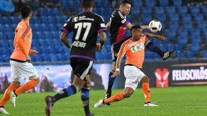 Gabriel Torres con minutos en el Lausanne Sport