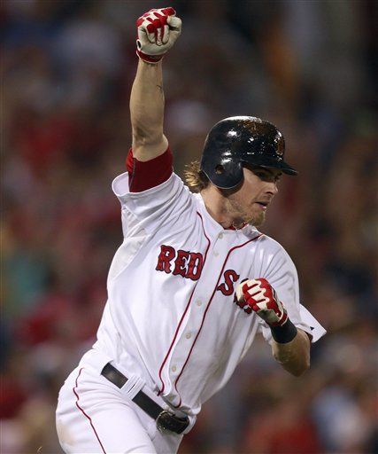 MLB: Medias Rojas 3, Yanquis 2, 10 innings; Boston retoma la cima