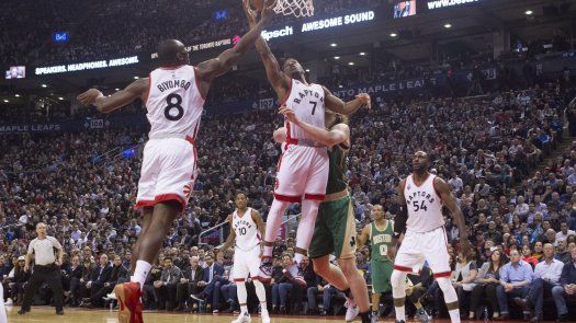 Lowry y Raptors propinan a Celtics su 4ta derrota seguida