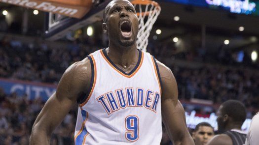 Westbrook brilla otra vez, OKC derrota 117-114 a Orlando