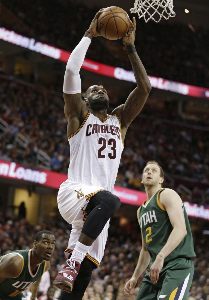 Love reaparece en triunfo ante Utah, pero 2 Cavs se lesionan