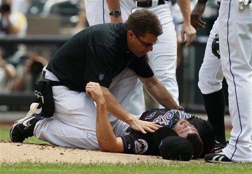 Otra lesión para los Mets: pitcher Niese se lastima corva