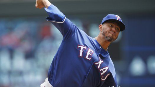 Explosión de seis carreras da a Rangers 7ma victoria en fila