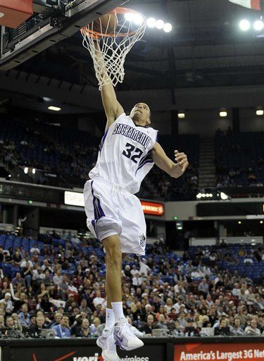 NBA: Kings 122, Thunder 118; en tiempo extra