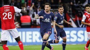 El PSG gana 2-0 en Reims con doblete de Mbappé en el debut de Lionel Messi
