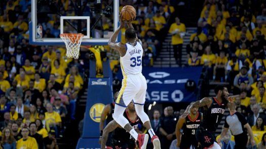 Warriors y Celtics golpean primero en semifinales de conferencia de la NBA