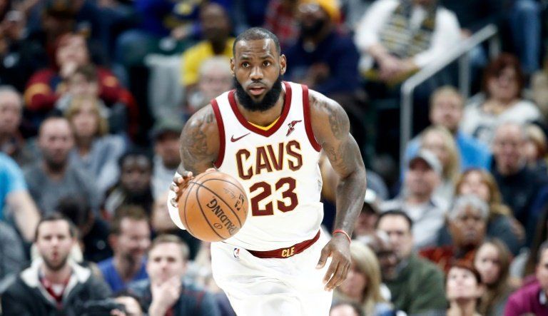 Los Cavs hilan 19 triunfos seguidos gracias a su araña LeBron James