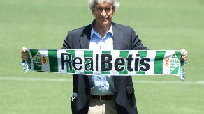 Pellegrini apunta a retoques sobre una una base de plantilla en el Betis