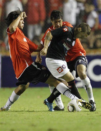 Argentina: Independiente ve peligrar ventaja a 5 fechas del final