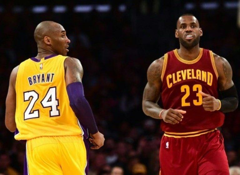 Kobe y LeBron se miden en su último duelo en la NBA