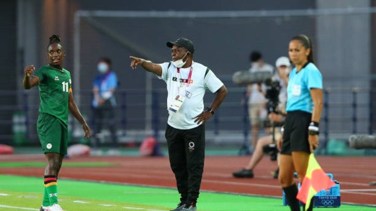 Mundial Femenino 2023 Conoce a Bruce Mwape, entrenador de Zambia