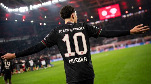 Jamal Musiala regresa con el Bayern Múnich 196 días después de su lesión Jamal Musiala regresa con el Bayern Múnich 196 días después de su lesión