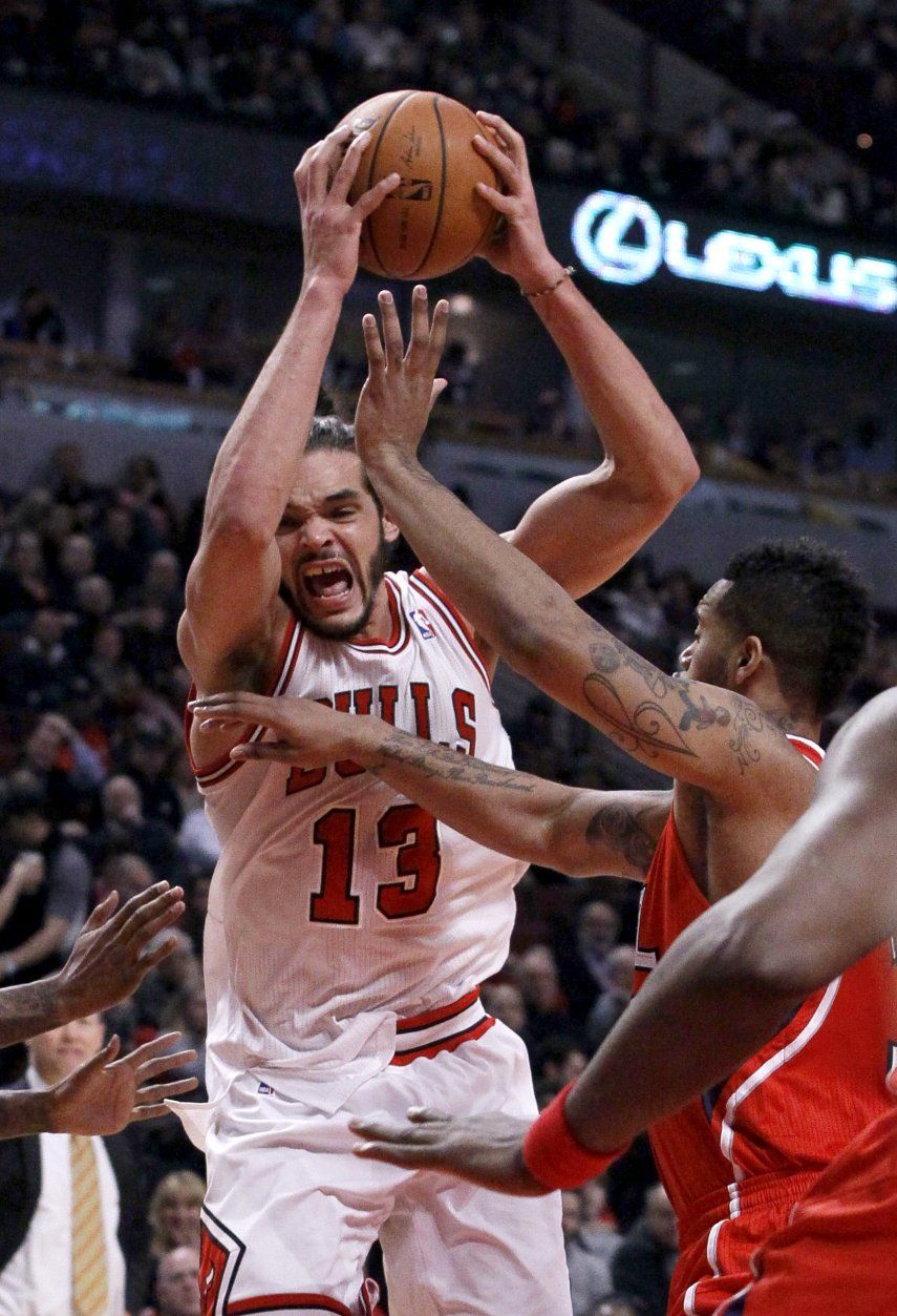 Bulls ganan con triple doble de Noah