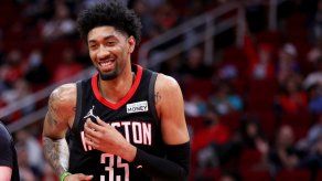 NBA: Los Mavericks adquieren al pívot anotador Christian Wood