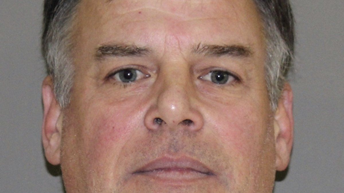 Ex relevista John Wetteland arrestado por abuso de menor