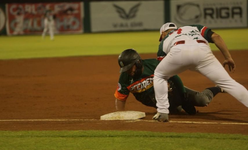 Béisbol Mayor 2024: Resultados de ayer miércoles 10 de abril