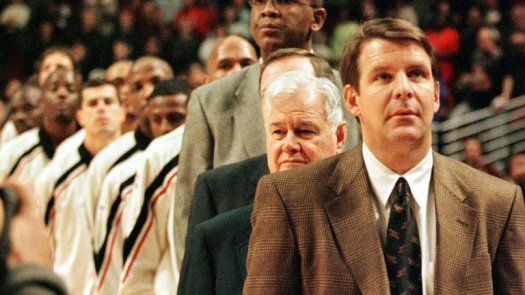 Fallece Tex Winter, arquitecto de los Bulls de Michael Jordan