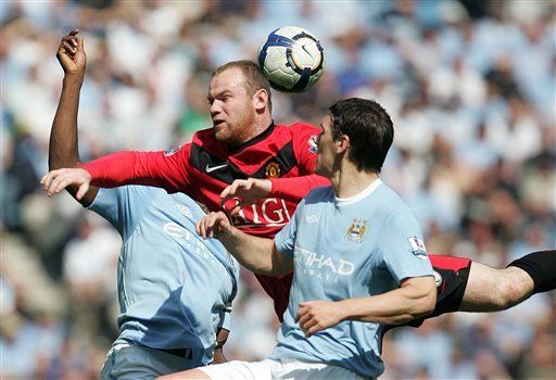 United vence 1-0 al Man City con gol de Scholes