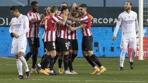 El Bilbao elimina al Madrid y es finalista de Supercopa