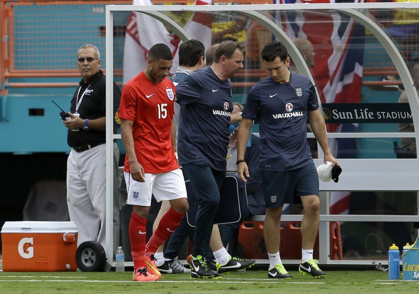 Mundial: Oxlade-Chamberlain sigue con Inglaterra