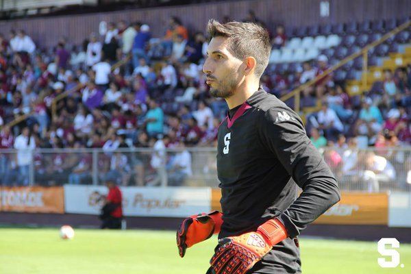 Machado y Penedo tuvieron contacto con la afición del Saprissa