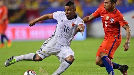 Eduardo Vargas sigue como líder de los goleadores de la Copa Centenario