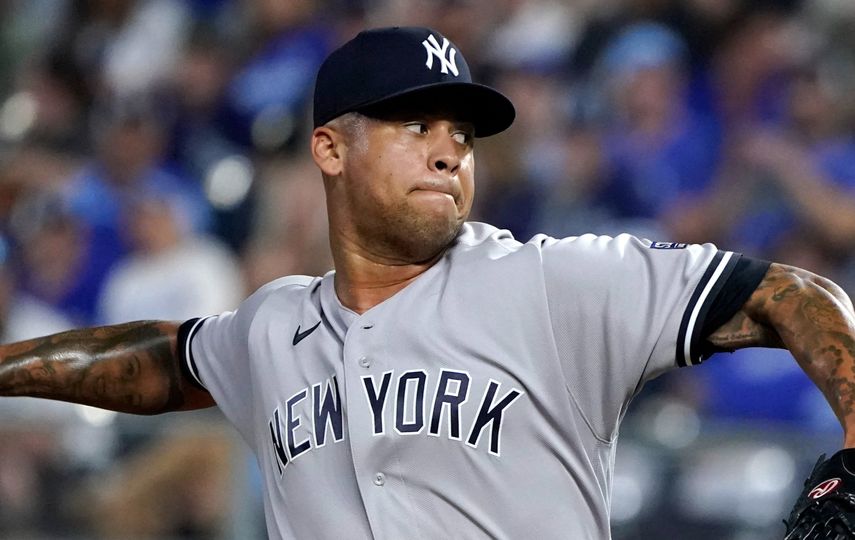MLB: Frankie Montás pacta por un año con los Reds