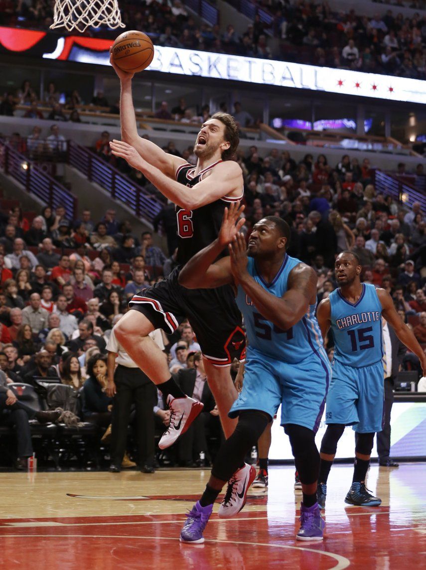Equipos de los Gasol aseguran boletos de playoffs