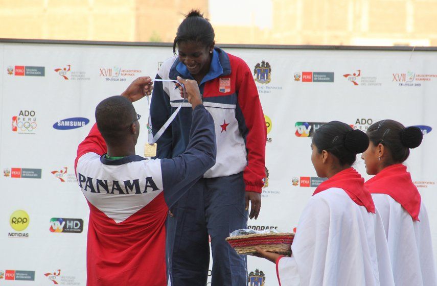 Panameña Kashani Ríos gana oro en salto alto de los Juegos Bolivarinanos