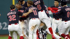 Con hit de Allen en la 11ma