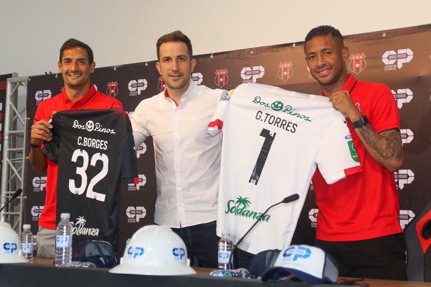 Gabriel Torres presentado oficialmente como jugador del LDA