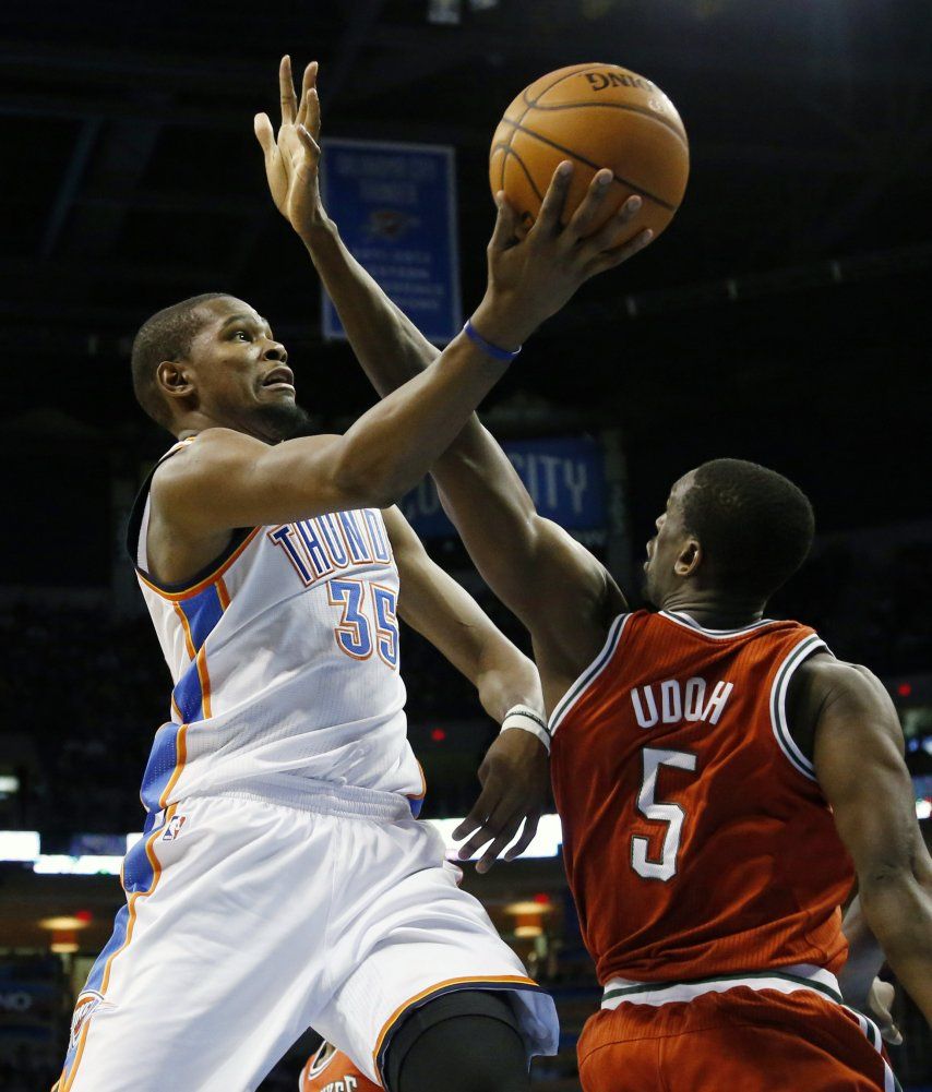 Thunder vence 101-85 a Bucks con 33 de Durant
