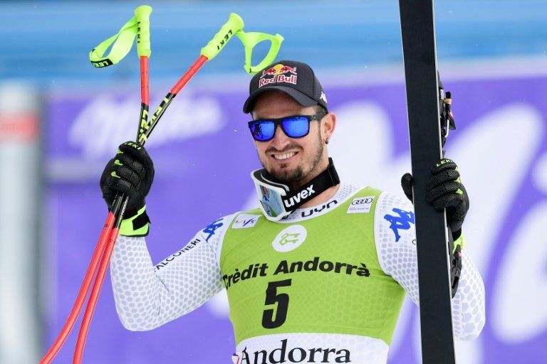 Paris gana el descenso de Soldeu y Feuz el pequeño globo de la especialidad