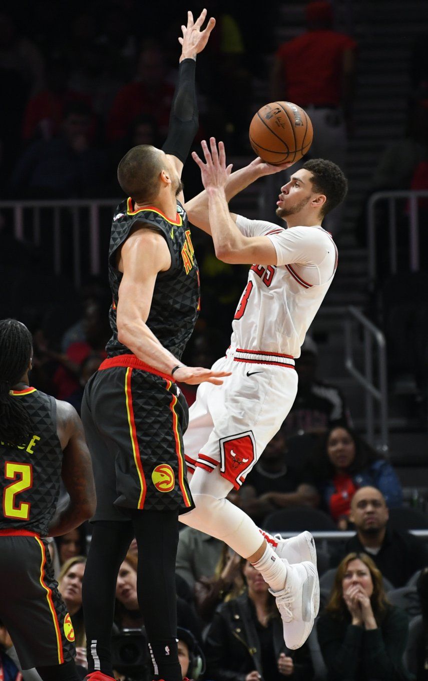 Bulls se impone 168-161 a Hawks en cuatro tiempos extra