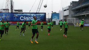 Panamá reconoce la cancha del estadio George Capwell
