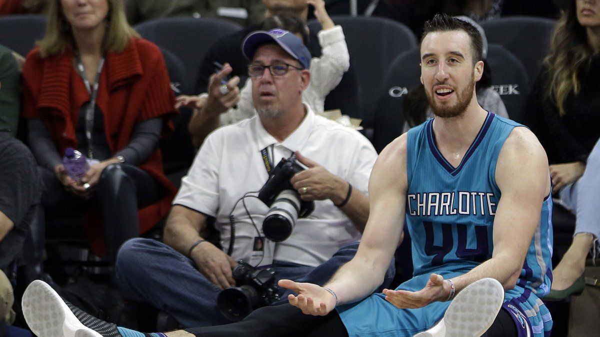 Hornets cortan racha de 5 derrotas seguidas