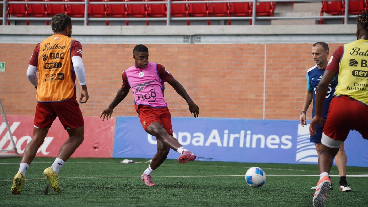 Selección de Panamá: Lista de convocados para amistosos ante Bolivia y México