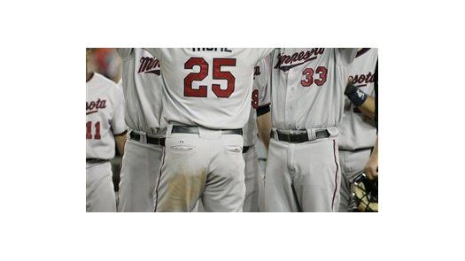 MLB: Mellizos 9, Tigres 6; Thome pega jonrón 600 en victoria