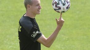 El mediocampista Jakub Jankto anuncia su homosexualidad