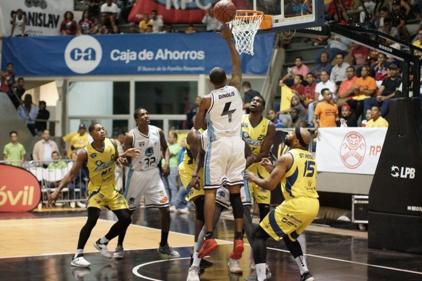 Panteras y Caballos empatan la serie y habrá tercer juego decisivo