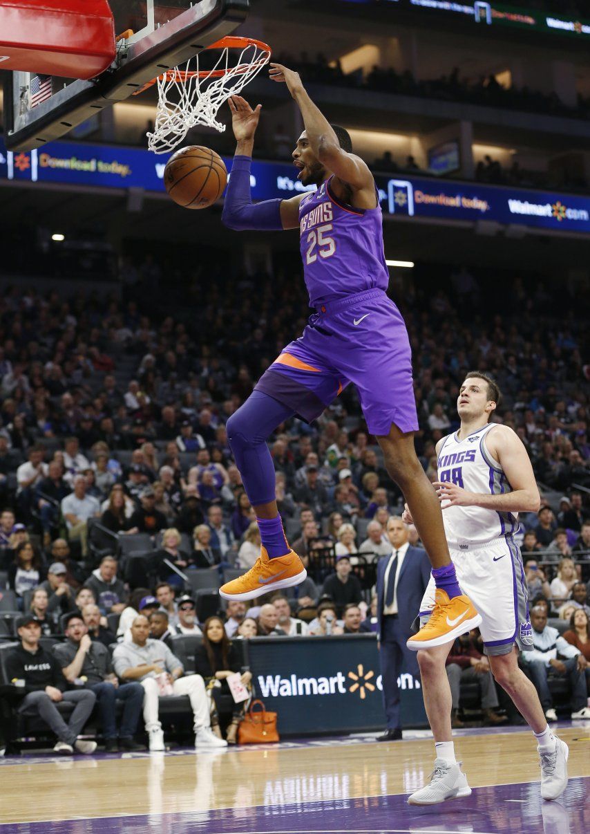 Hield bate récord de triples de Kings en triunfo sobre Suns