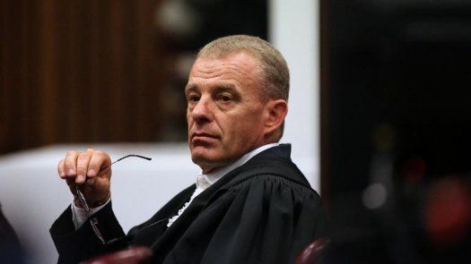 La fiscalía concluye su riguroso interrogatorio a Pistorius