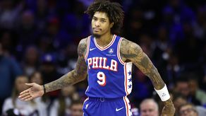 NBA: Kelly Oubre Jr fue hospitalizado después de ser atropellado en Philadelphia