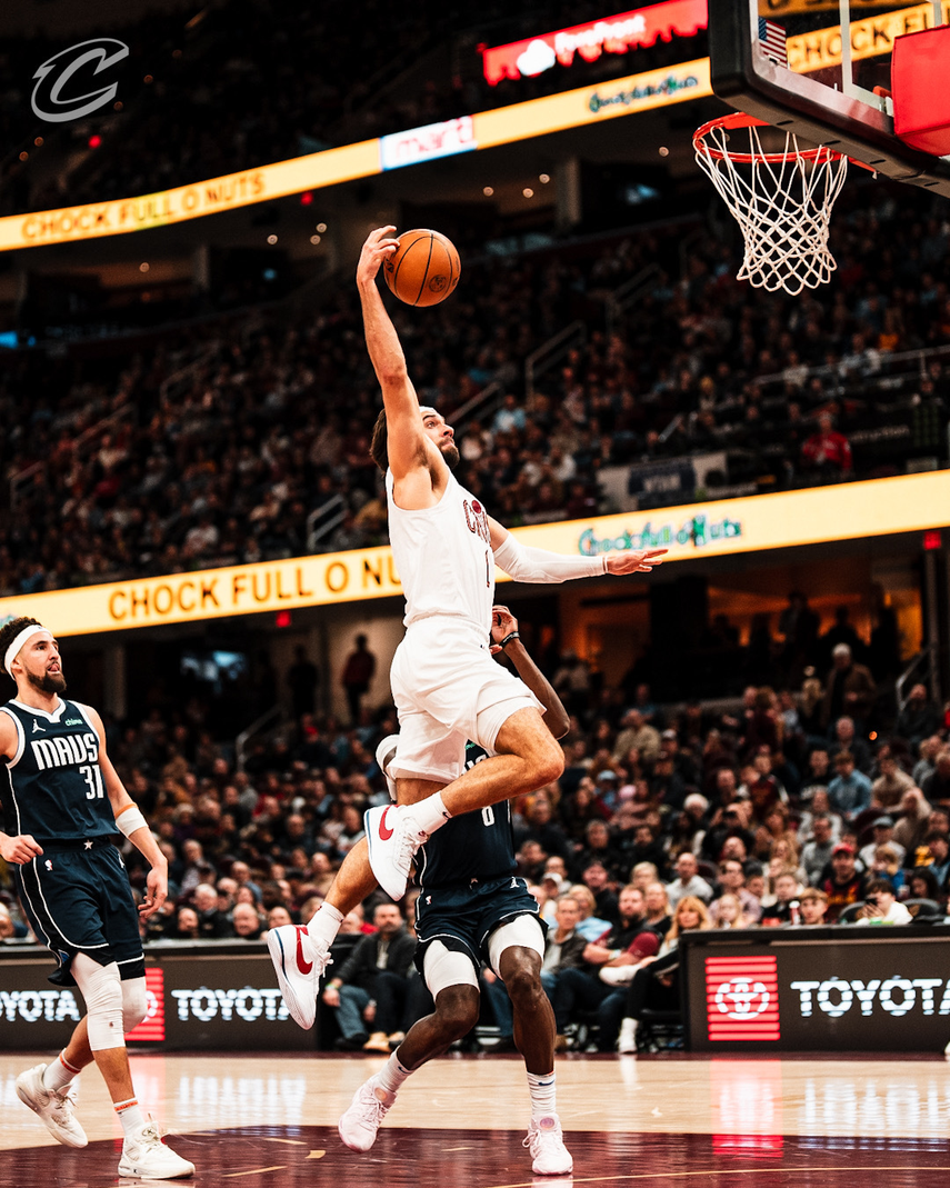 NBA: Los Mavericks fueron aplastados por los Cavaliers en inicio de la era post-Doncic