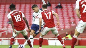 Rabona y roja para Lamela