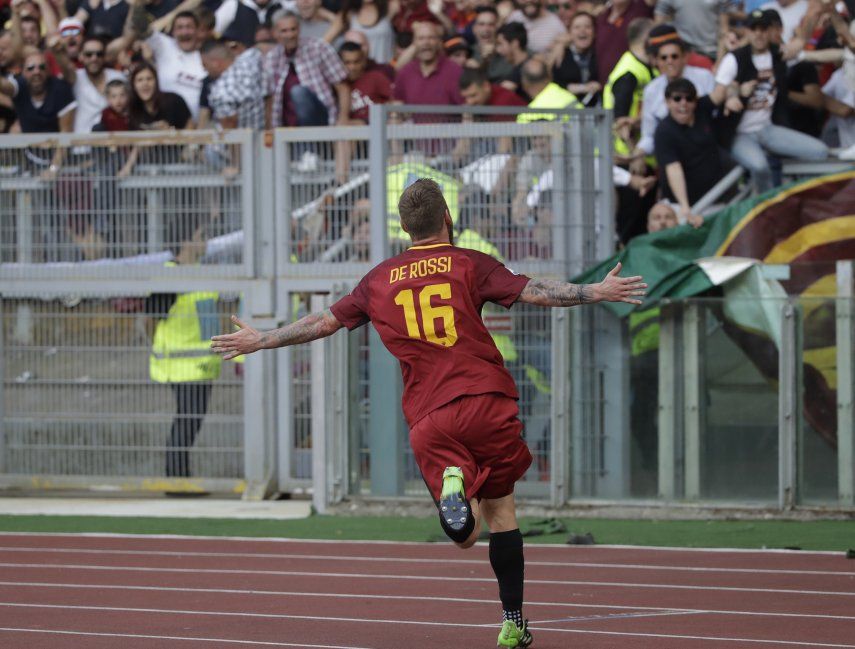 De Rossi renueva contrato con la Roma por dos temporadas